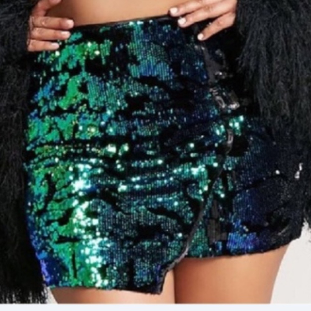 Forever 21 Sequin Mini Skirt